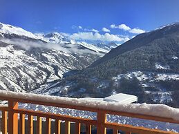 Chalet Heremence Near Les 4 Vallees Ski Area