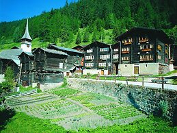 Chalet Heremence Near Les 4 Vallees Ski Area