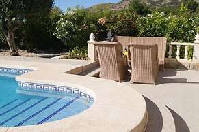 Finestrat Villa With Views