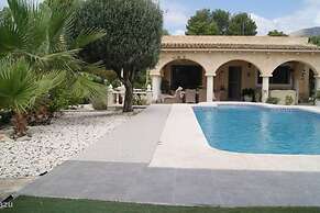 Finestrat Villa With Views