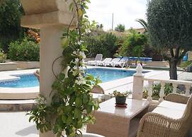 Finestrat Villa With Views