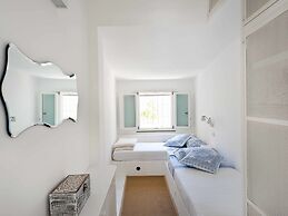Belvilla by OYO Casa Blu