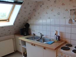 Lovely Apartment in Beckerwitz near Terrace