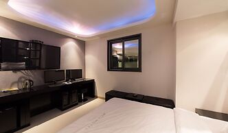 Aria Motel