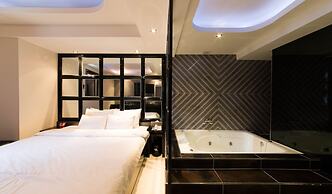 Aria Motel