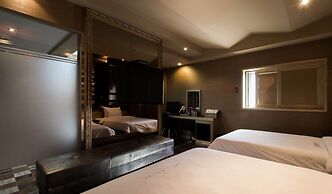 Aria Motel
