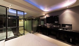 Aria Motel