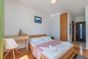 Apartments Maras