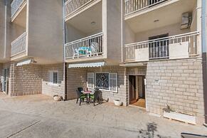 Apartments Maras