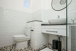 116 Illovo Mews Studio