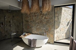 Laluka Safari Lodge