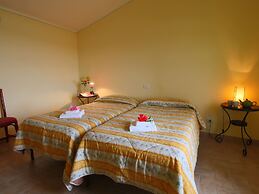 Unique Sorano Stay With Pool