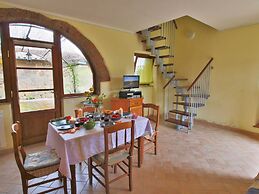 Unique Sorano Stay With Pool