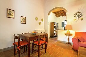 Peaceful Apartment, Ghizzano