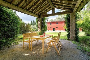 Peaceful Apartment, Ghizzano