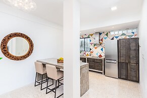 Cuale Condo Retreats