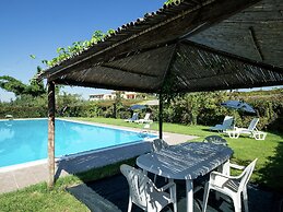 Sun-drenched Estate Close to Sciacca Near the Beach