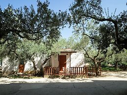 Sun-drenched Estate Close to Sciacca Near the Beach