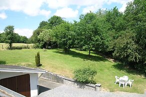 Peaceful Nature Stay in Bohon