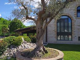 Family Cottage in Cagli With Pool
