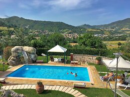 Family Cottage in Cagli With Pool