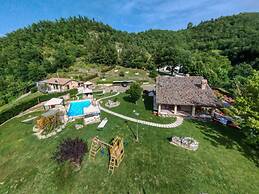 Nice Cottage in Cagli Near Urbino