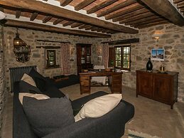 Villa in Maremma With Private Pool & Views
