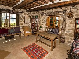 Villa in Maremma With Private Pool & Views