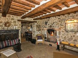Villa in Maremma With Private Pool & Views