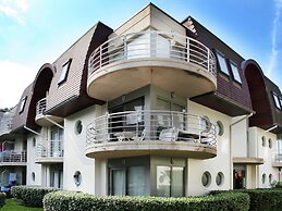 Sunny Bredene Stay by Sea