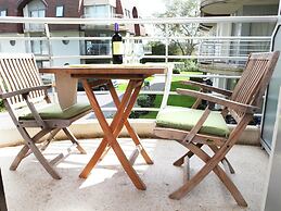 Sunny Bredene Stay by Sea