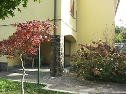 Peaceful Stay With Garden