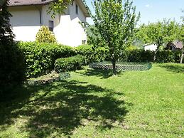 Peaceful Stay With Garden