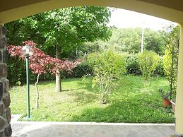 Peaceful Stay With Garden