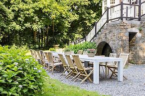Beautiful Castle in Spa wit Garden