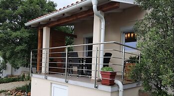 House Anica
