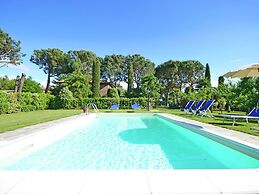Villa in Cortona With Pool & Countryside Views