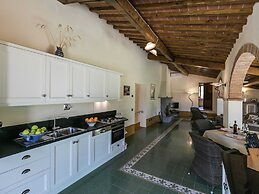Belvilla by OYO Casa Quattro