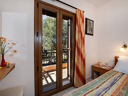 Villa in Crete Near Beach and Olive Groves
