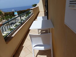 Apartment in Tropea With Sea Views & Pool