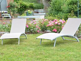 Luxurious Holiday Home in Hamoir With Terrace