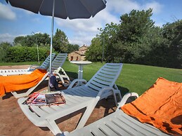 Farmhouse in Proceno With Panoramic Pool