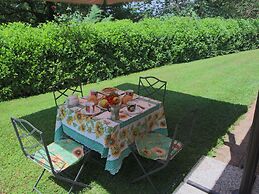 Farmhouse in Proceno With Panoramic Pool