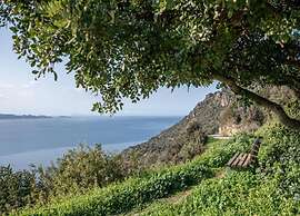 Seaview Studio, 3 Pers Panoramic Seaview in Beautiful Setting, West Fr