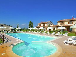 Villa in Cannara With Pool Near Assisi