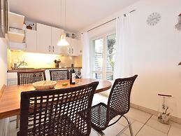 Moderne Ferienwohnung in Graal-muritz, Strandnah