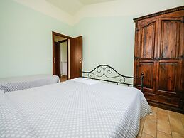 Mansion in Apecchio With Pool