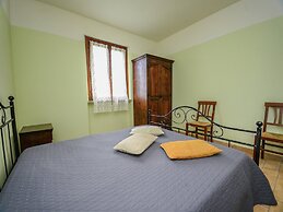 Mansion in Apecchio With Pool