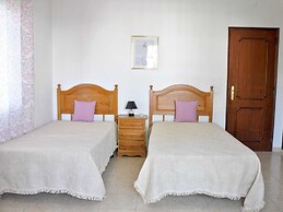 Spacious Holiday Home in Vilamoura With Private Pool