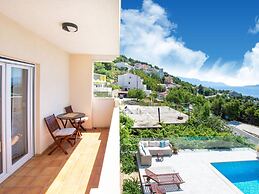 Cozy Seaside Apartment Celina